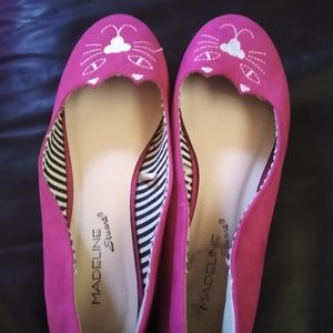 Kitty cat pink slippers so cute!